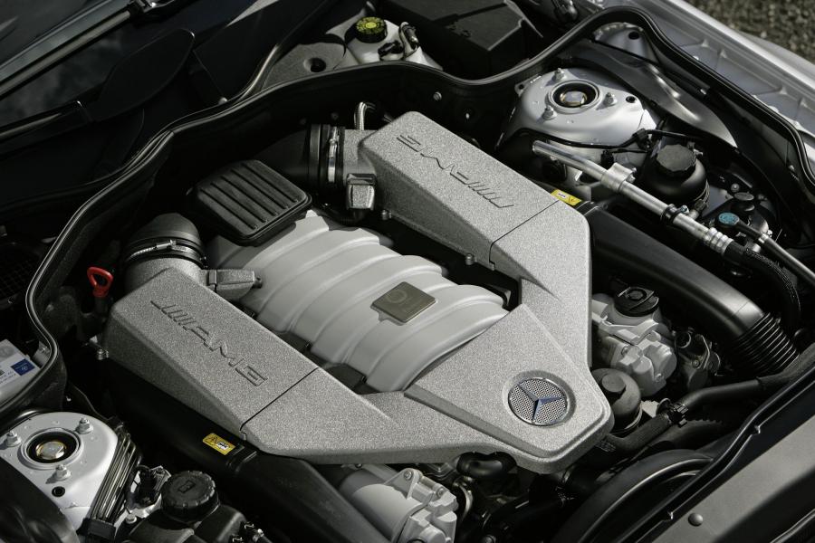  Mercedes-Benz SL63 AMG 2009 года  (фото 38 из 43)